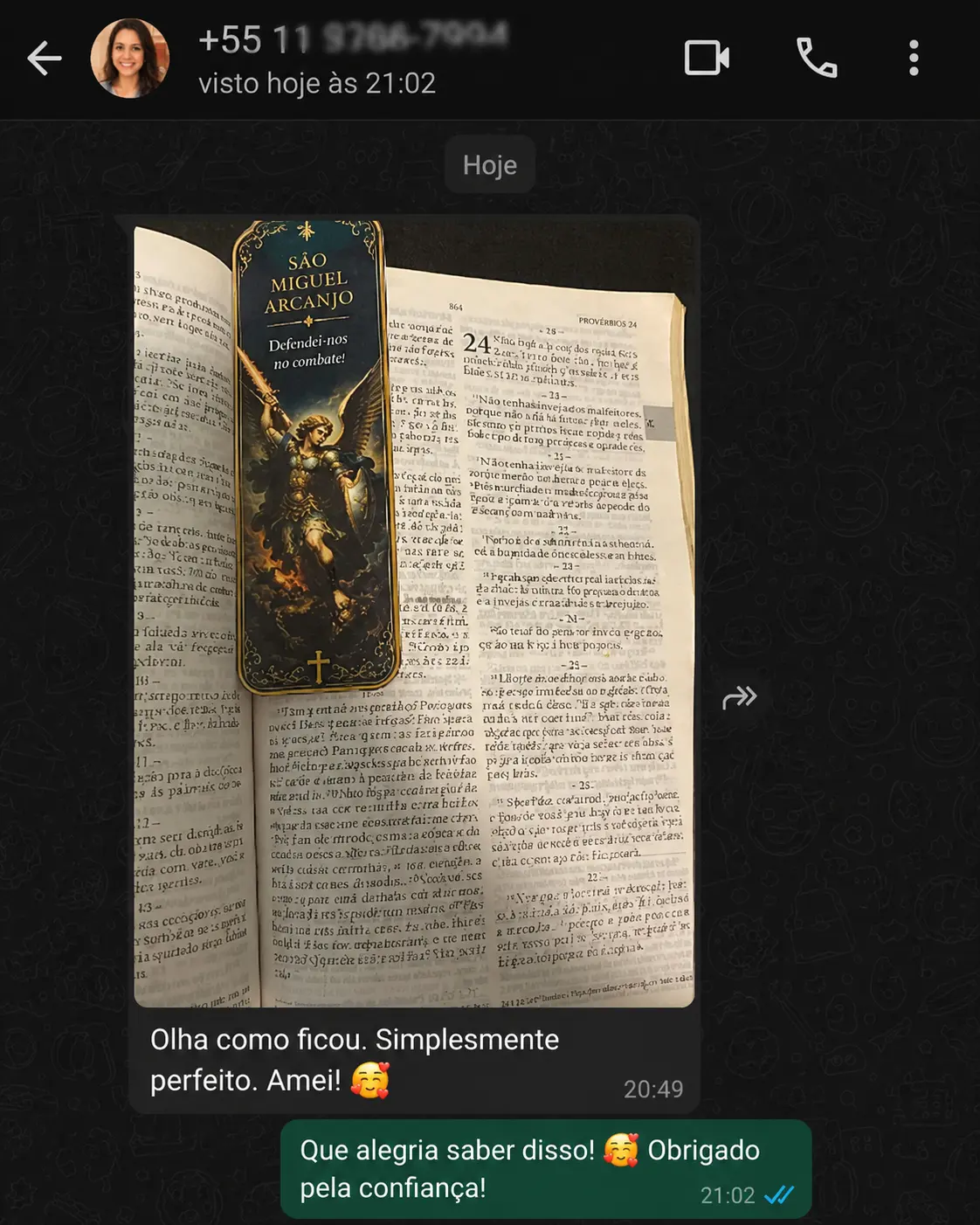 Print de conversa no WhatsApp com depoimento de cliente dos marcadores católicos