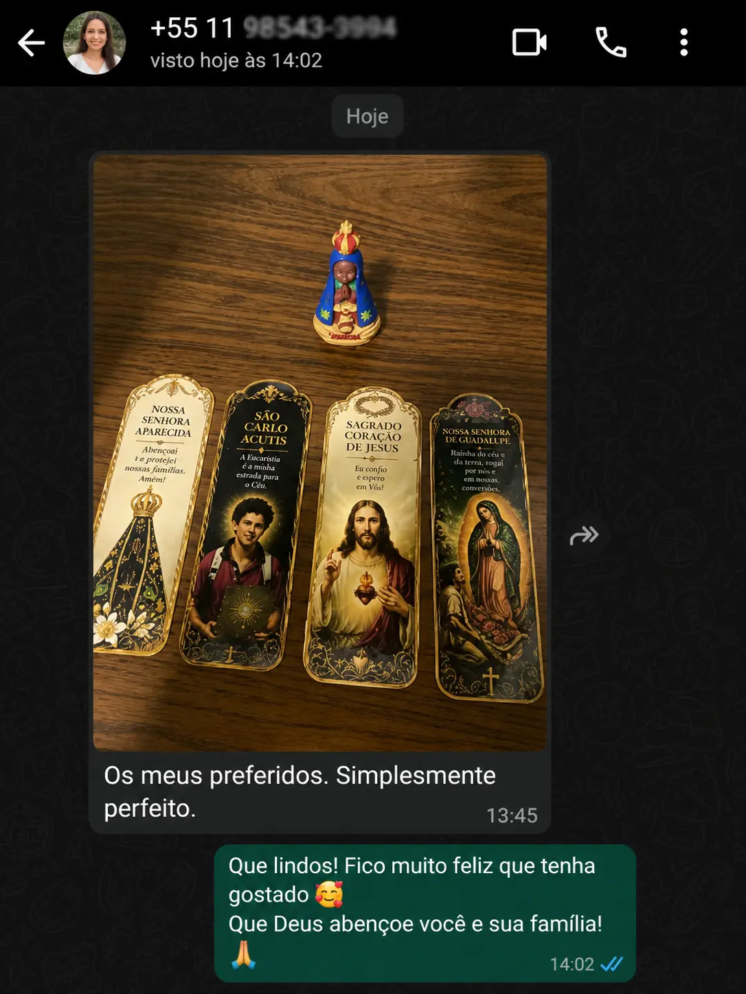Print de conversa no WhatsApp com depoimento de cliente dos marcadores católicos