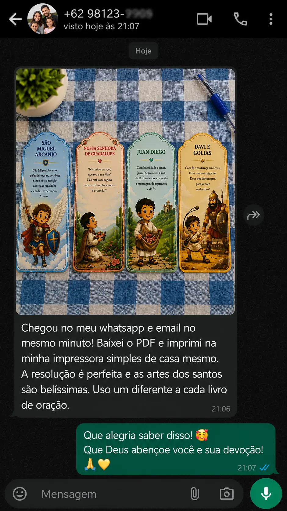 Print de conversa no WhatsApp com depoimento de cliente dos marcadores católicos